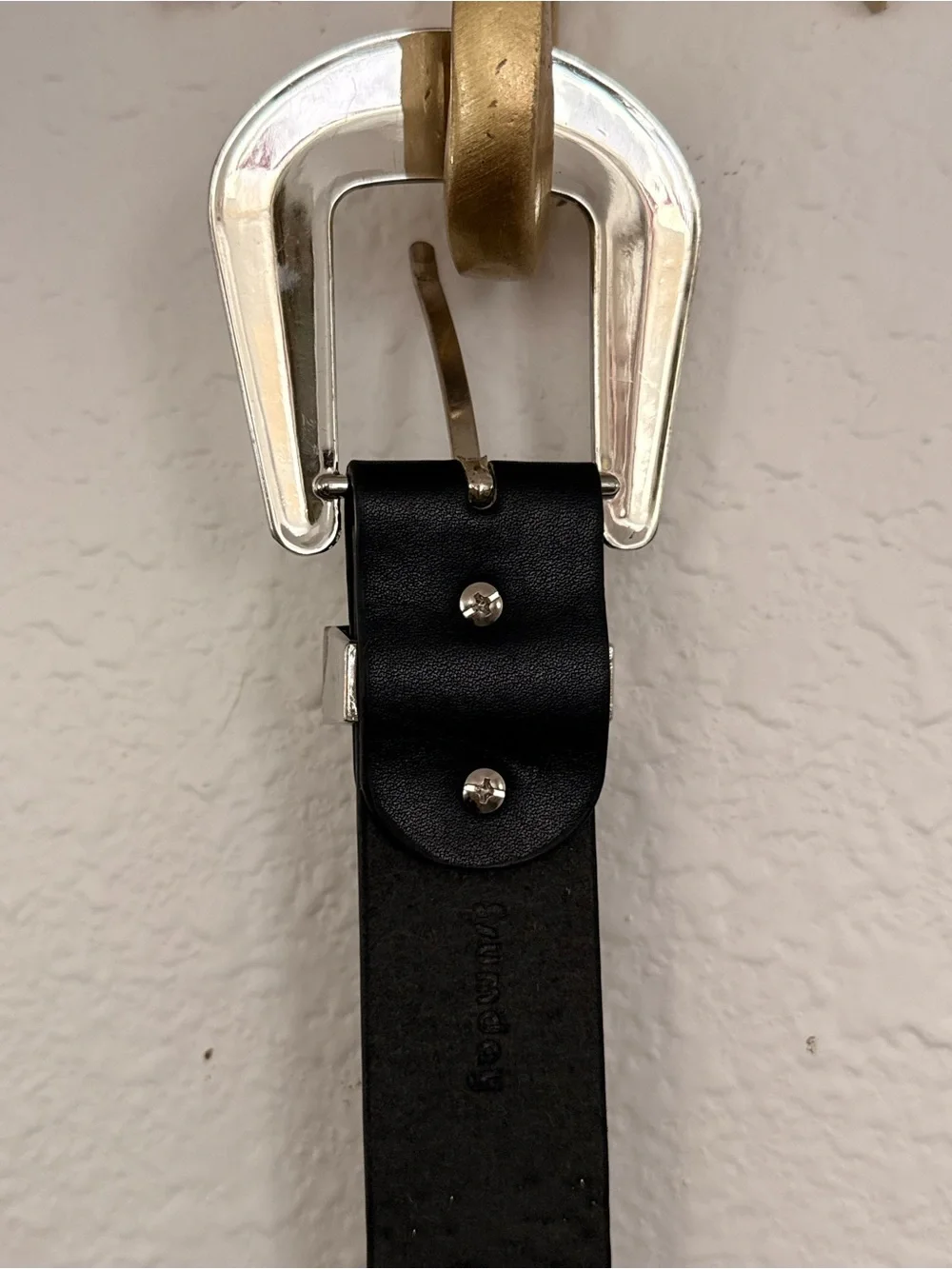 N/A black western